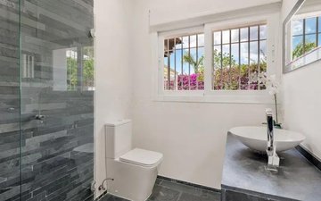 Property slide 21