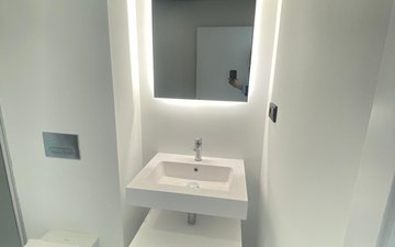 Property slide 18