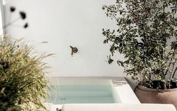 Property slide 25