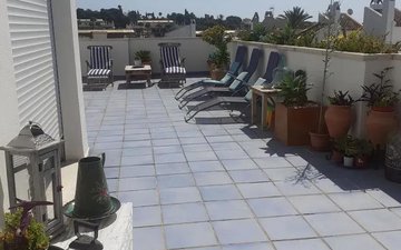 Property slide 18