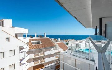 Property slide 21