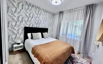 Property slide 5