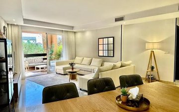 Property slide 25