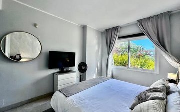 Property slide 19