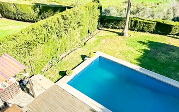 Property slide 34