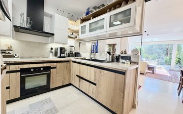 Property slide 9