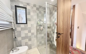 Property slide 24