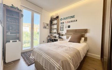 Property slide 20