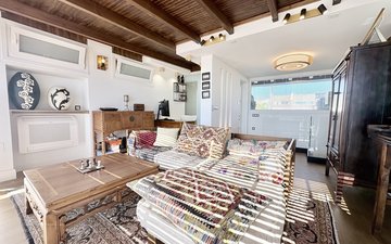 Property slide 25