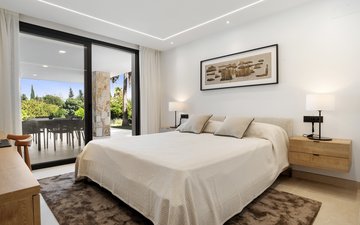 Property slide 32