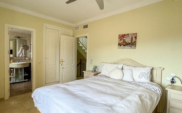 Property slide 22