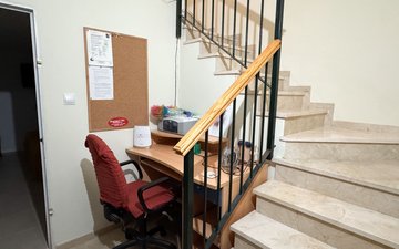 Property slide 10