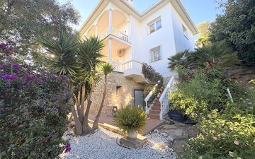 Property slide 42