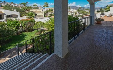 Property slide 15