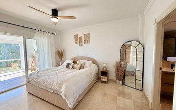 Property slide 14