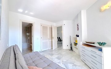 Property slide 30