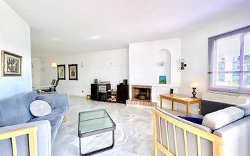 Property slide 17