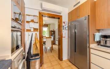 Property slide 21