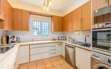 Property slide 20
