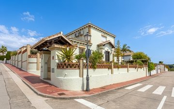Property slide 29