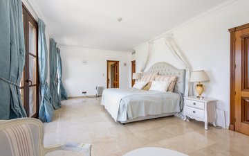 Property slide 31