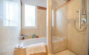 Property slide 17