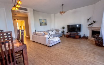 Property slide 7