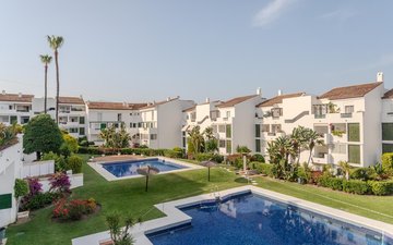 Property slide 33