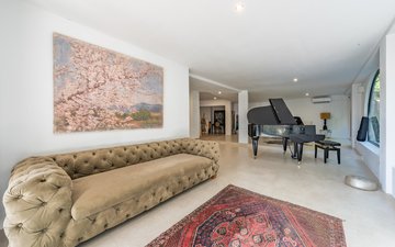 Property slide 36