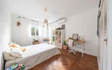 Property slide 28