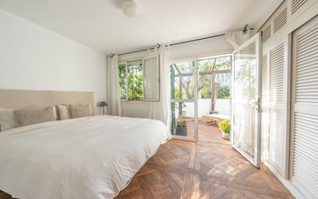 Property slide 20