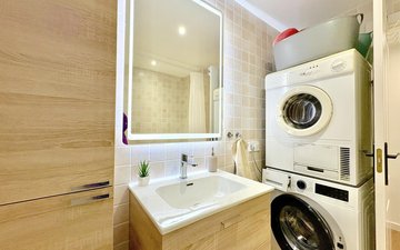 Property slide 30