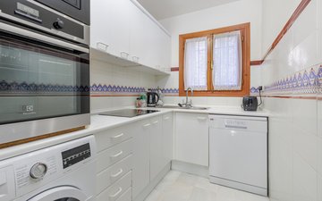 Property slide 10