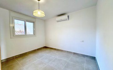 Property slide 22