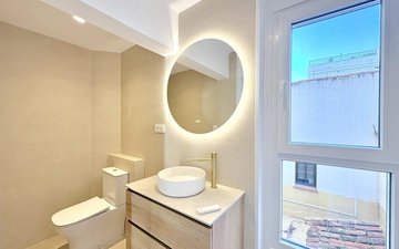 Property slide 19