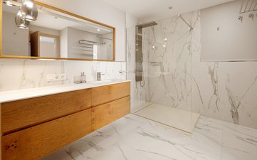 Property slide 17