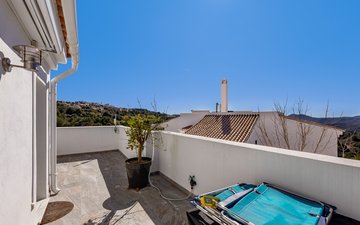 Property slide 34