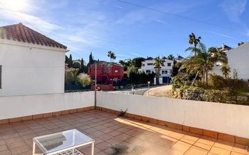 Property slide 22
