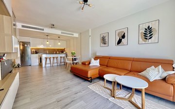 Property slide 10