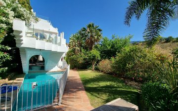 Property slide 31