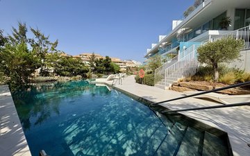 Property slide 25