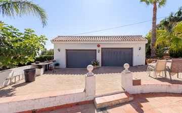 Property slide 11