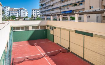 Property slide 31