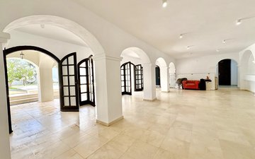 Property slide 52