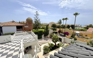 Property slide 46