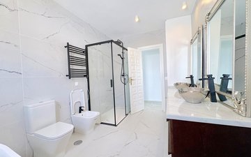 Property slide 39