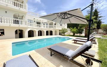Property slide 51