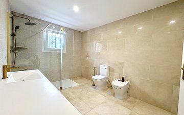Property slide 22