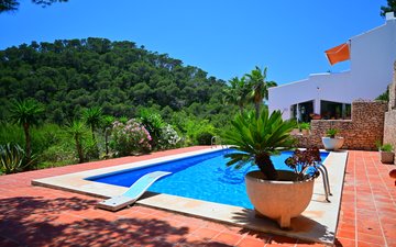 Property slide 36