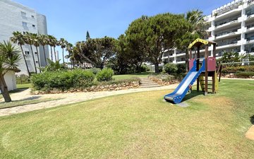 Property slide 32